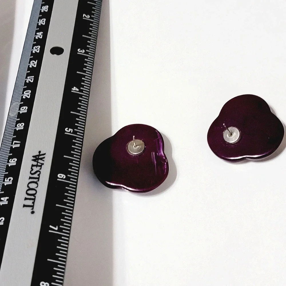 Vintage Purple & White Lucite Pierced Earrings, Retro Large 1.25
